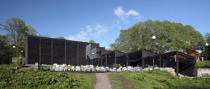 NO99 Straw Theatre. Photo: Martin Siplane