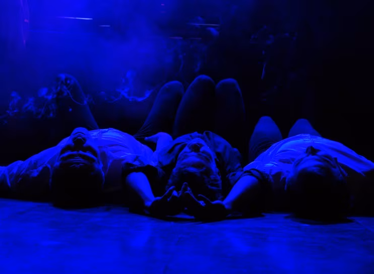 Teater Must Kast toob Tartu Uue Teatri lavalaudadele T&Uuml;VKA diplomilavastuse &bdquo;Nero&rdquo;