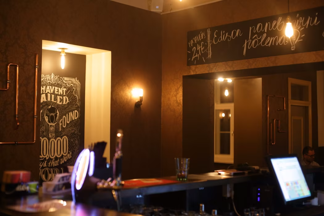 Tartus Rüütli tänaval avas uksed uus kultuuribaar Edison