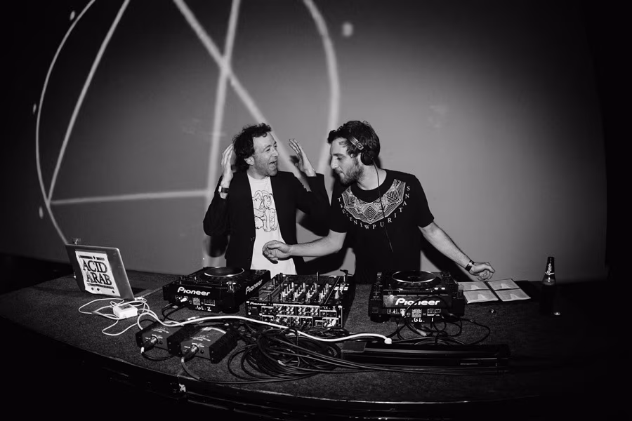 Viljandi pärimusmuusika festival tutvustab programmis uut elektroonilise maailmamuusika klubiööd