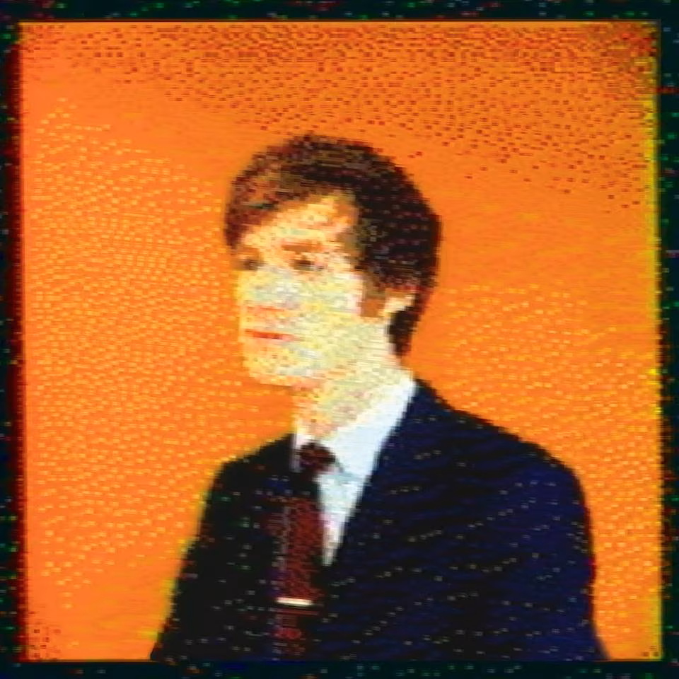 East India Youth: elektroonika ja klassika käsikäes