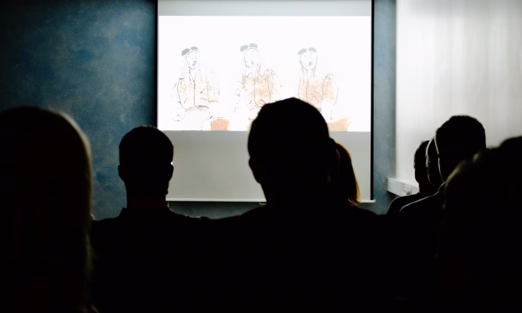 Oktoobri filmifestivalid maa ja mere p&auml;&auml;l