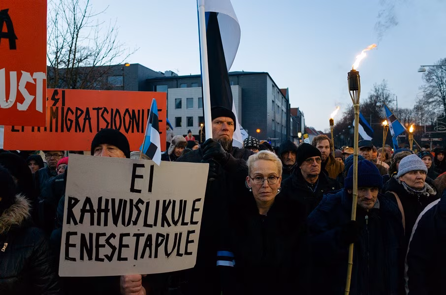 Nihestunud v&auml;&auml;rtused lambi&otilde;lil&otilde;&otilde;mas