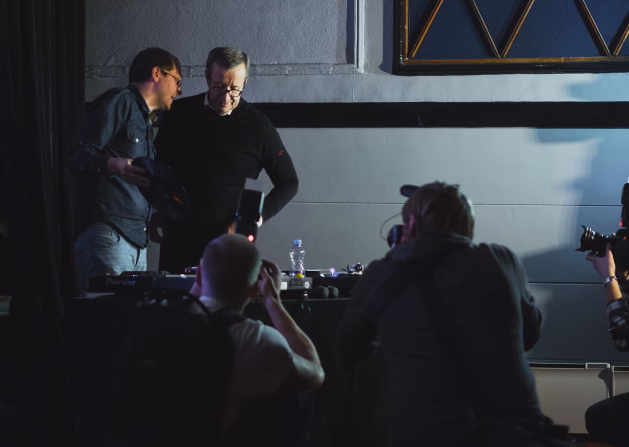 Kuidas meie president plaati esitles