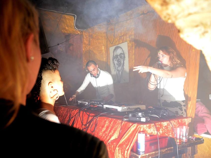 Helina Reinjärve ja Rene Kösteri muusikaline duo HAŠŠ. Foto: Kultuuritolm 2015