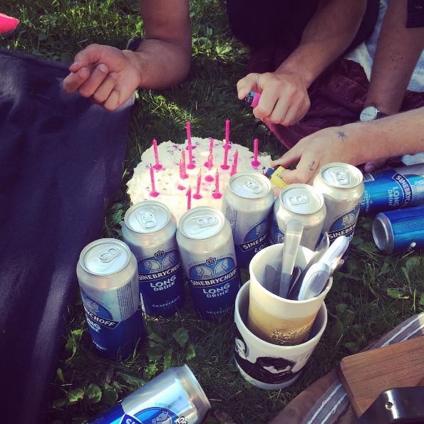 Kui originaallongero purgid uues ERMis liiga silma kriibivad, võib asendada elitaarsemate sinekapurkidega. Foto: erakogu