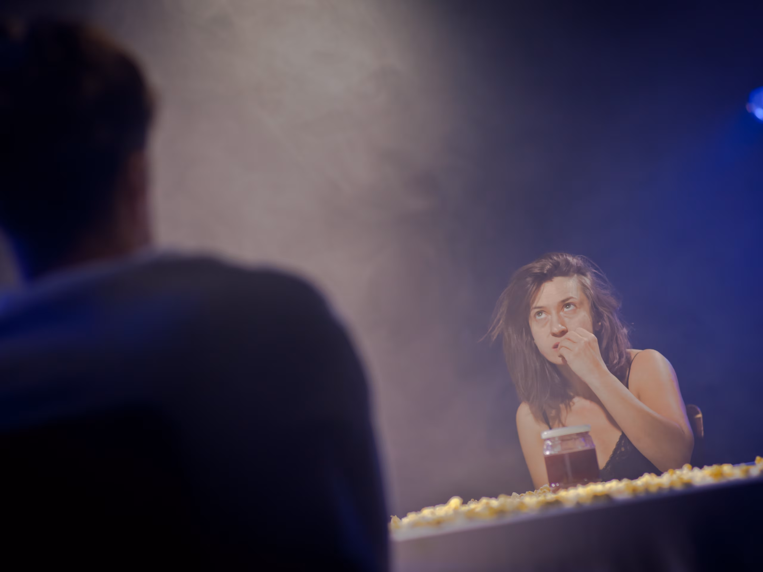 Kanuti Gildi SAALi tuleb Kristian Smedsi lavastus „Just filming”