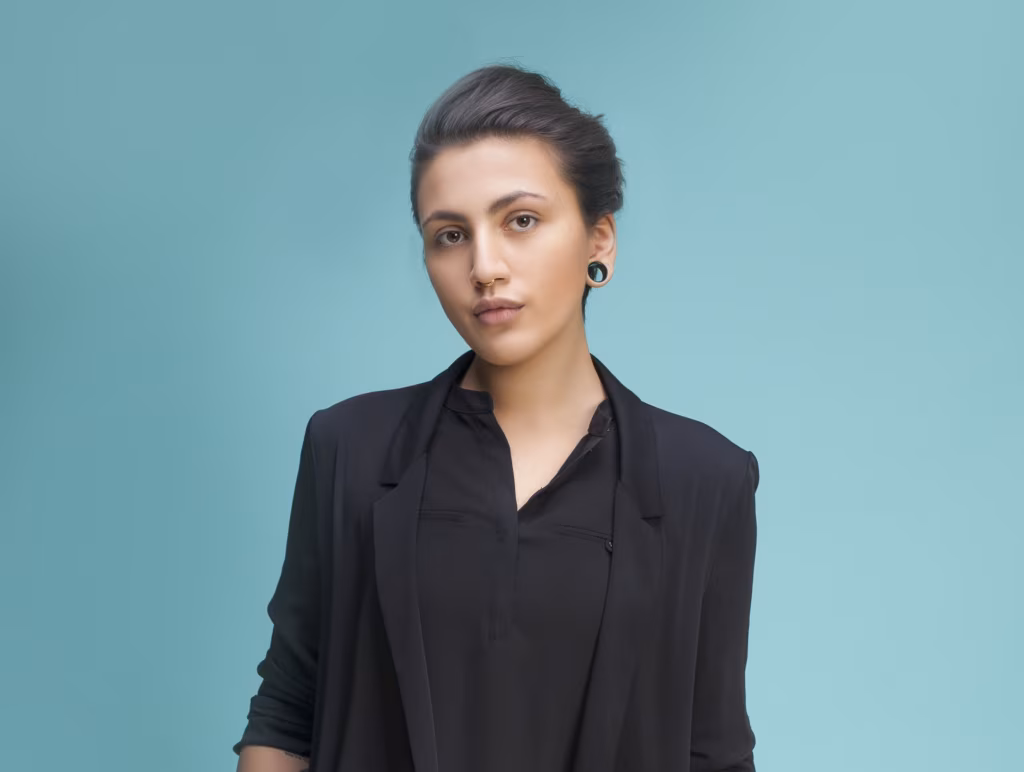 V&auml;rskes M&uuml;&uuml;rilehes: Kuidas on olla transsooline Eestis