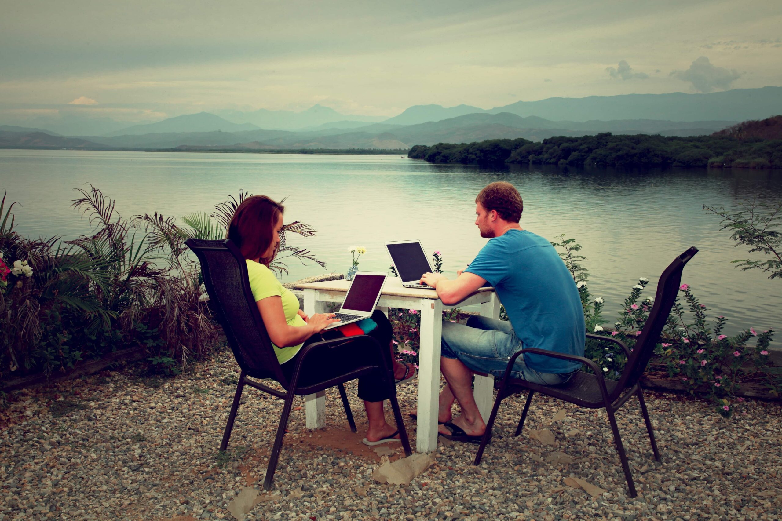 Veebipõhiselt töötajate hulk järjest kasvab ning mingis mahus võiks juba nüüd 50% ameeriklastest teha kaugtööd. Foto: Steven Zwerink (CC BY-SA 2.0)