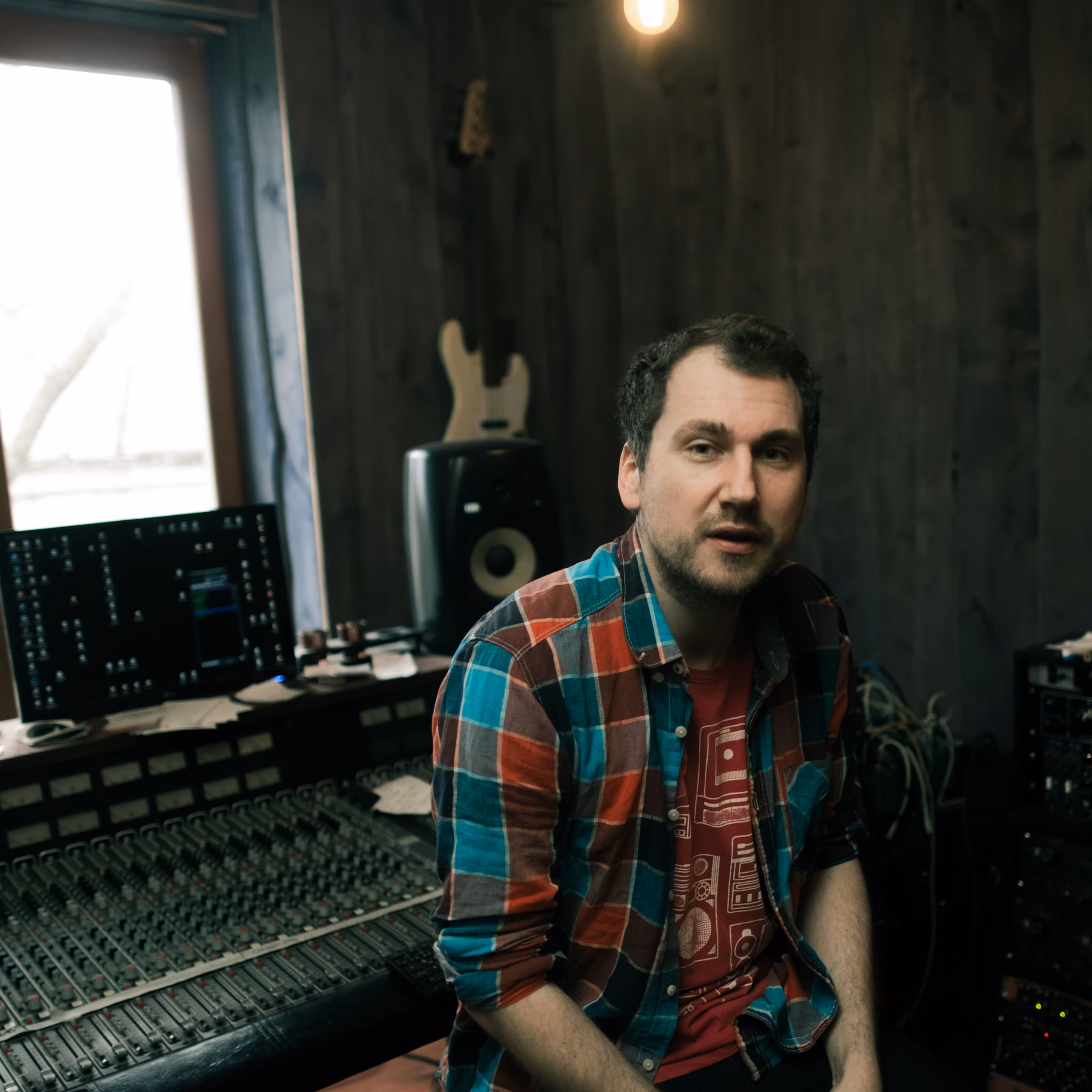 Portreed Tartu isetekkelisest kultuurist: Kahe jalaga maa peal helikunstnik