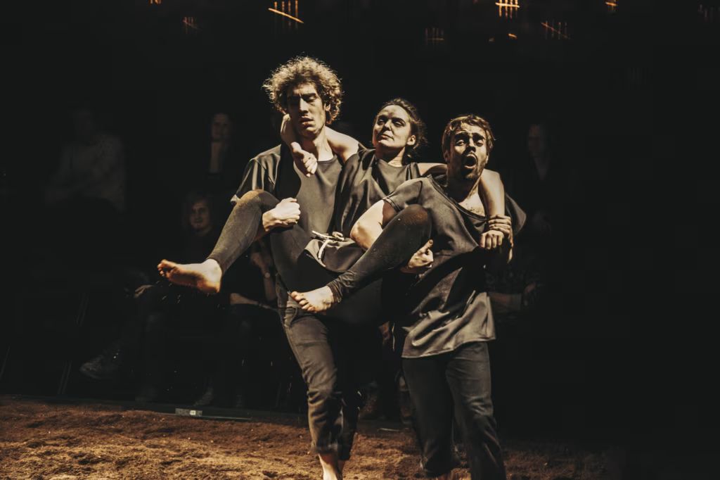 Teater Must Kast &ndash; kas ajastu m&auml;rk v&otilde;i elluj&auml;&auml;miseksperiment?