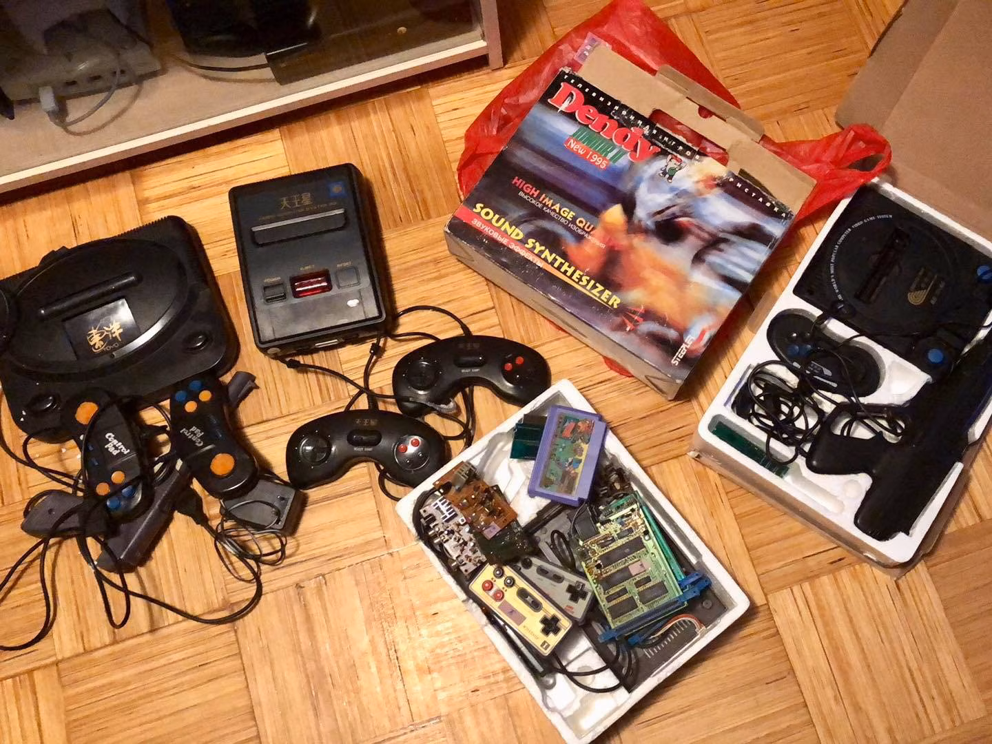 Septembris avatav videomängude muuseum LVLup! kogub vanu videomänge, mööblit ja elektroonikat