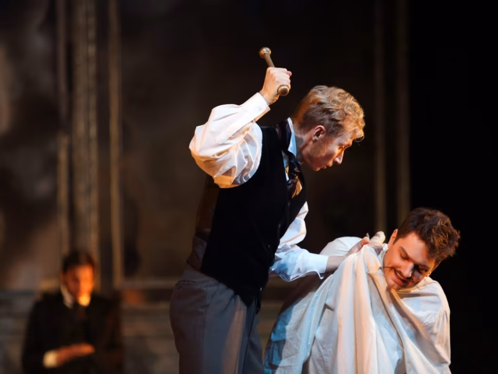 Arvustus: &bdquo;Vennad Karamazovid&rdquo; (Eesti Draamateater)