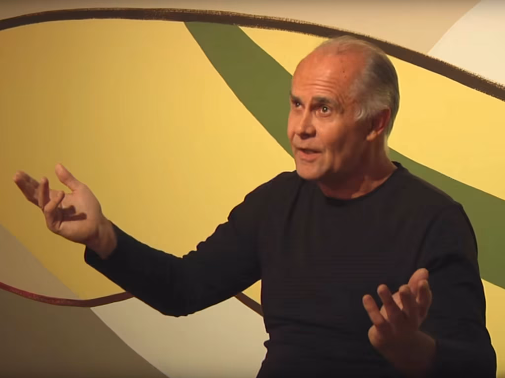 Tartut k&uuml;lastab rahvusvahelise poetry slam&rsquo;i ehk luulepr&otilde;mmu liikumise algataja Marc Kelly Smith