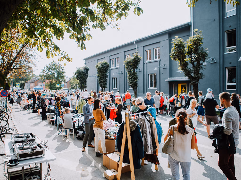 Aparaaditehase t&auml;navaturg avab suur&uuml;rituste v&auml;lihooaja Kastani t&auml;naval