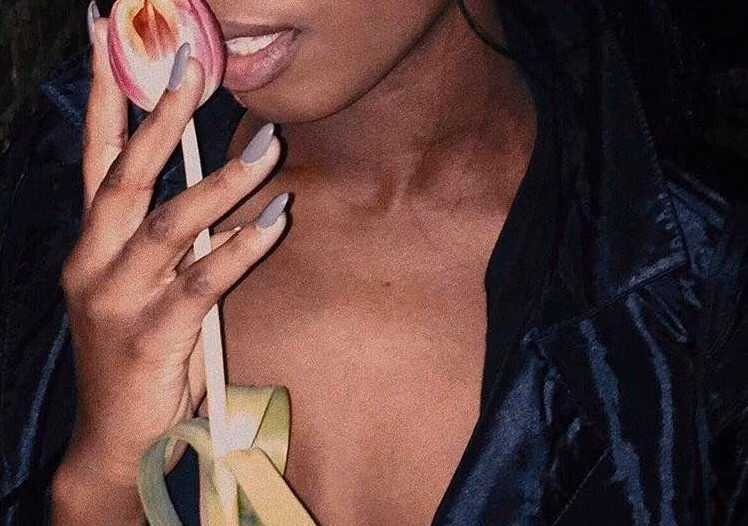 LIINi peol esineb Londoni juke’i ja footwork’i korüfee