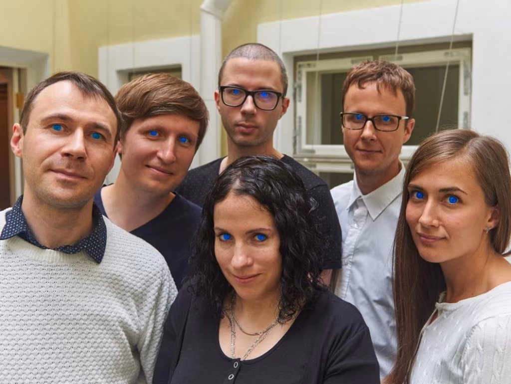 Anna hoogu: Kreatiivmootori neljas stuudioalbum