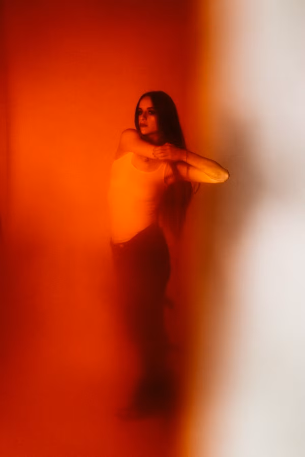 Peosari Honeycombat toob Kauplus Aasiasse narratiivse klubimuusika