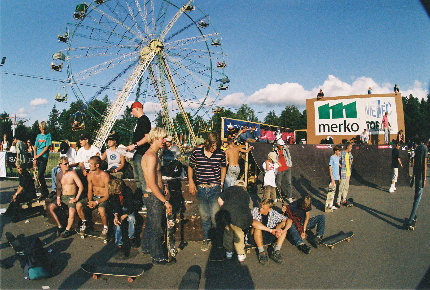 Häng Simple Sessionil aastal 2002 Tähtvere rulapargis. Foto: Timo Toots