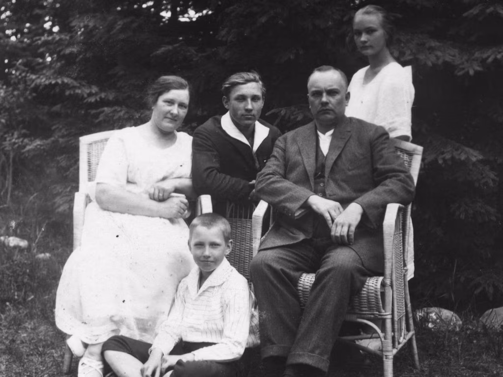 Tuul ja pajud ehk Perekond 19. sajandist t&auml;nap&auml;evani