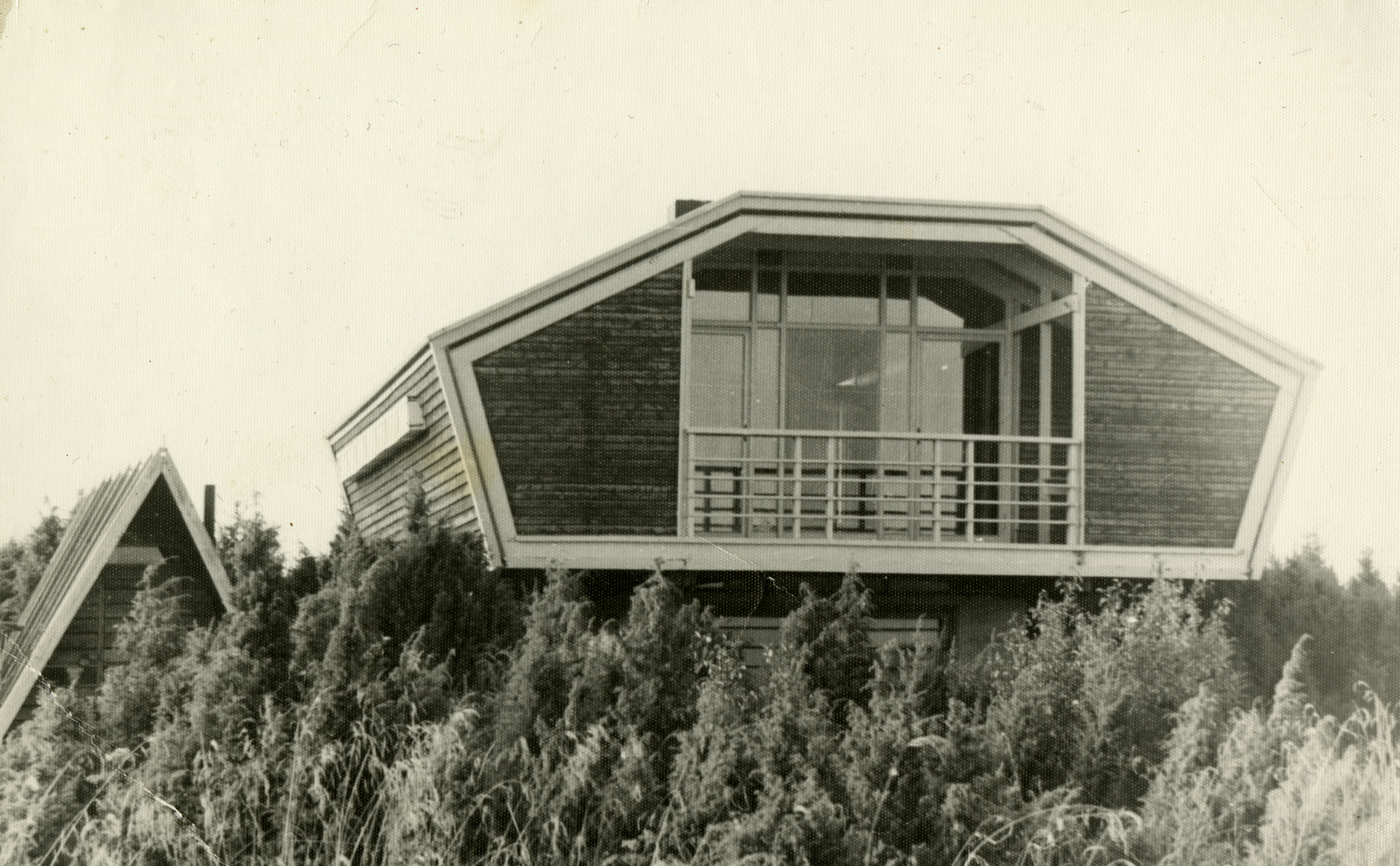 Arhitekt Heino Parmase suvila Muristes Oolaiul, 1976. Foto: Eesti Arhitektuurimuuseum