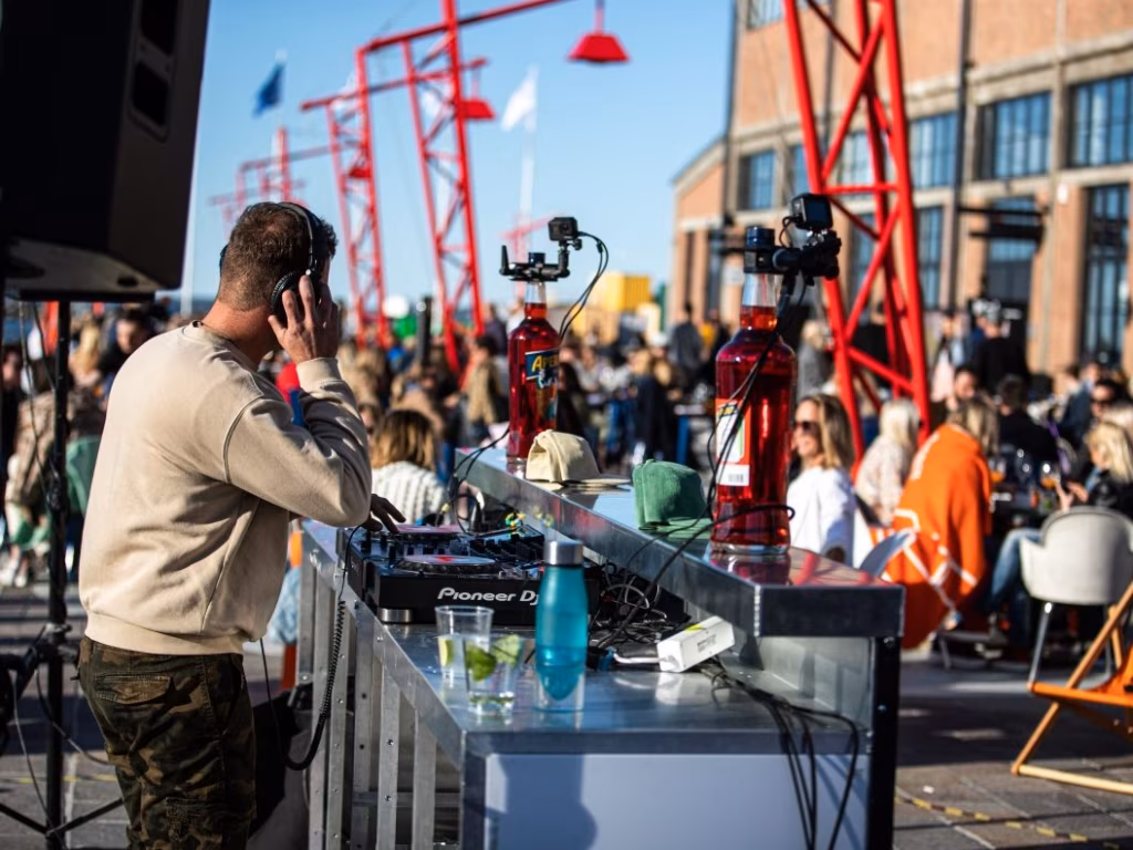 Mattias Malk: Tehased, v&auml;&auml;rtused ja tehislik v&auml;&auml;rtus