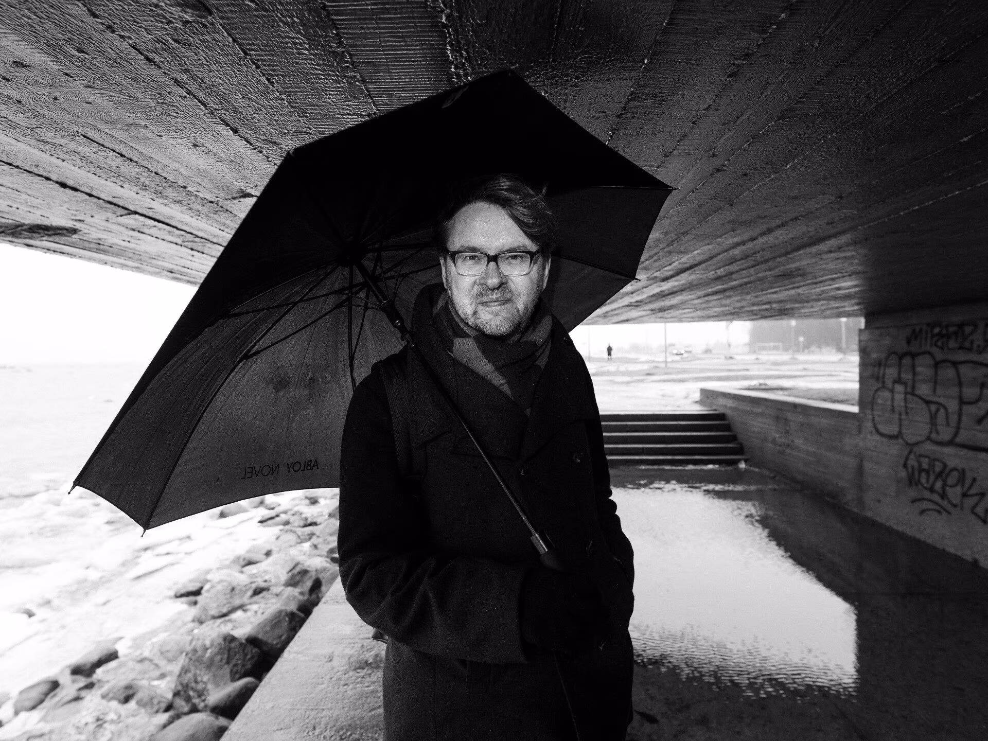 Tundlikkus inimesena on tähtsam kui andekus kirjanikuna. Intervjuu Jan Kausiga