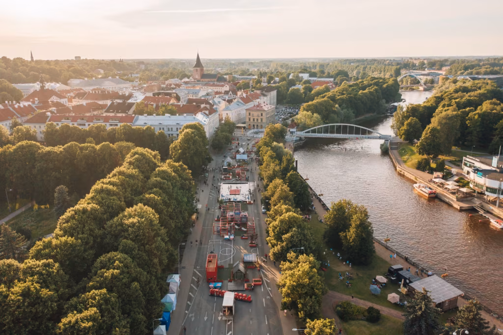 Kultuuriavalikkuse p&ouml;&ouml;rdumine n&uuml;&uuml;disaegse kultuurikeskuse rajamiseks Tartu s&uuml;dalinna
