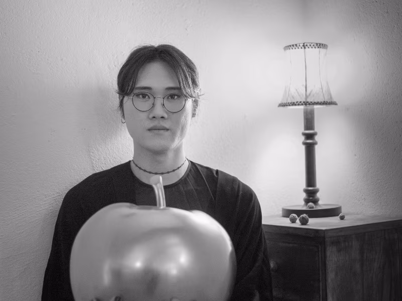 Tuhapurgid, puidutolm ja telekas ehk Kunstnik otsib kodu