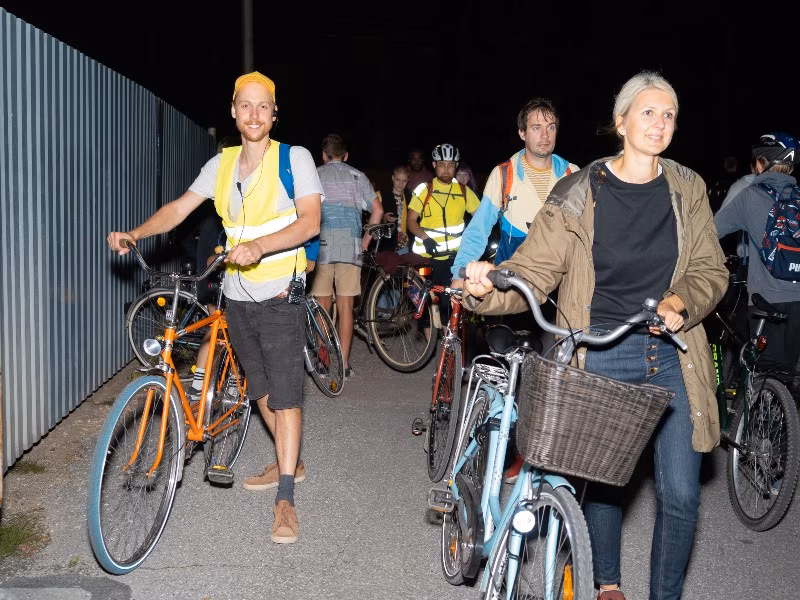 Unistus paremast homsest