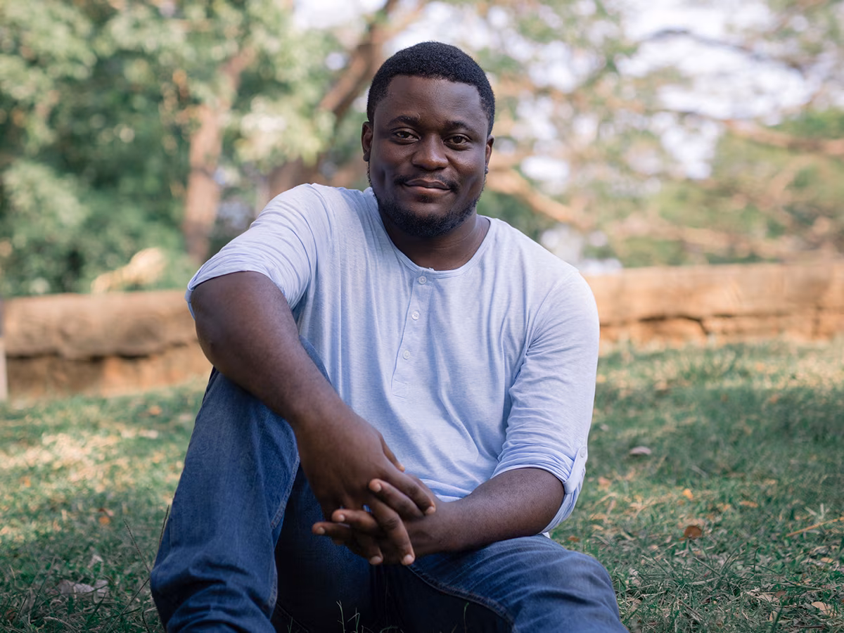 Uitame ohtlikult elu ja surma piiril. Intervjuu Bayo Akomolafega