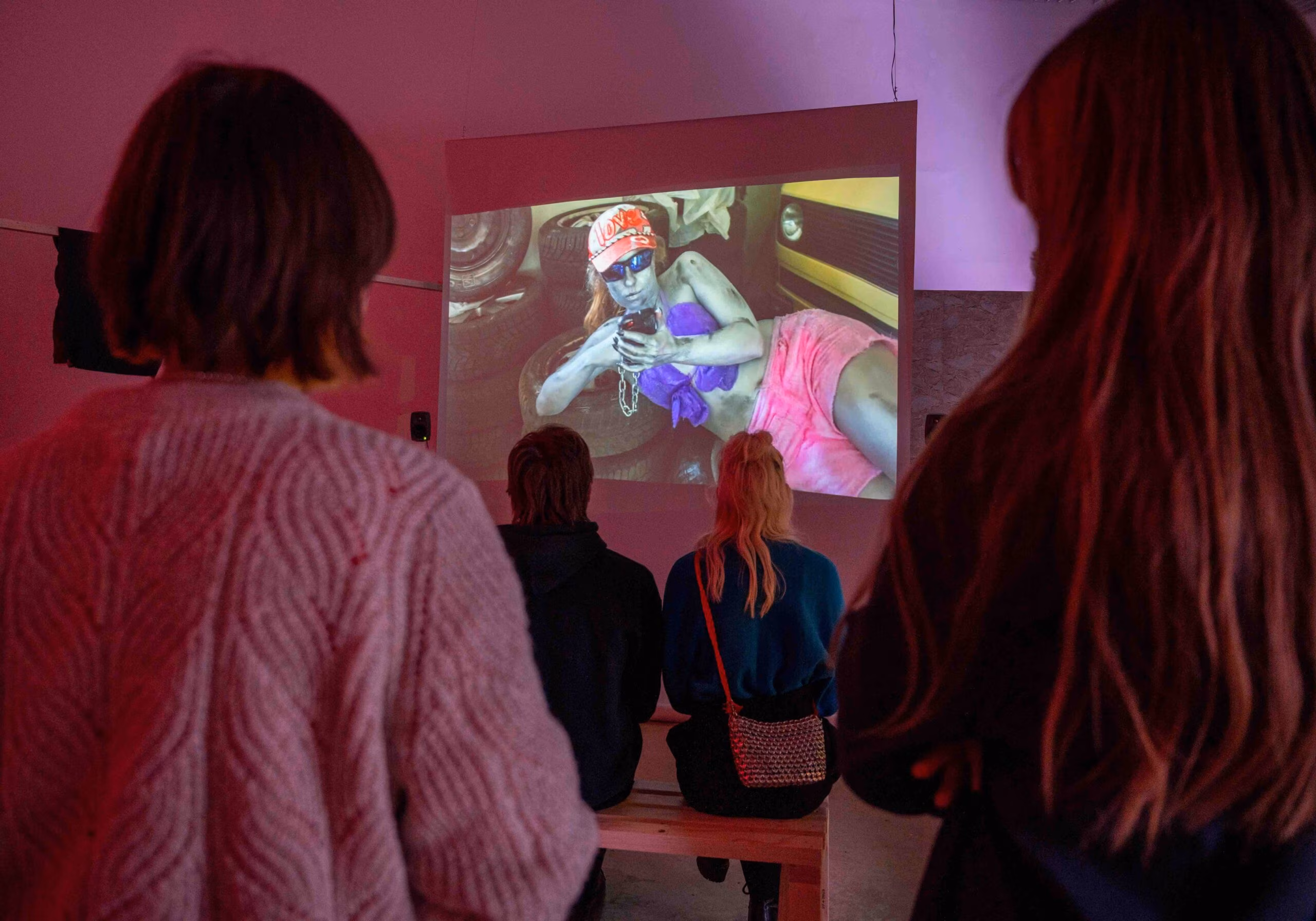 Arvustus: Reis nihestatud mälusoppi