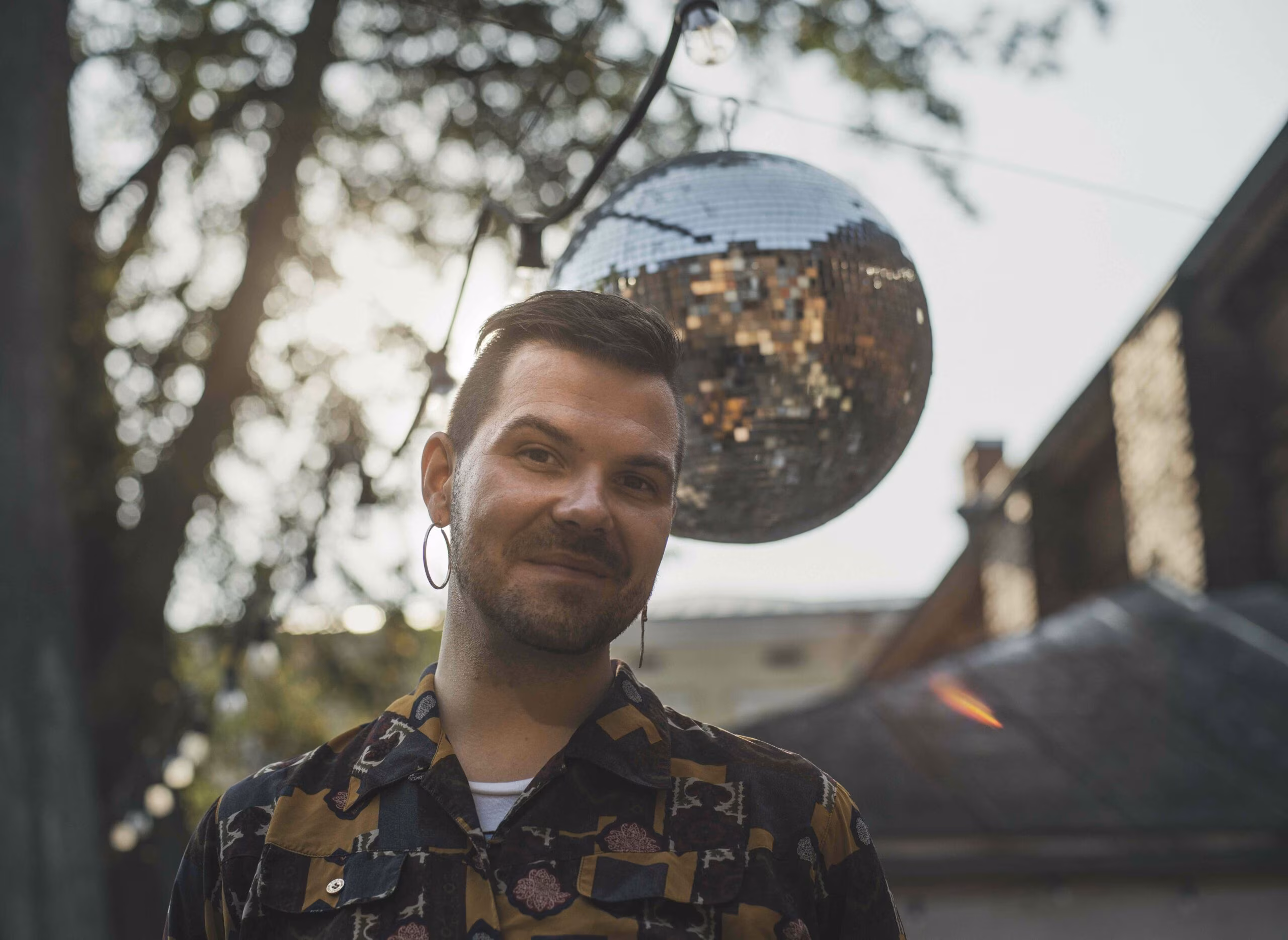 Kuidas seista laval silmitsi oma HIV diagnoosiga? Intervjuu Corentin JPM Leveniga