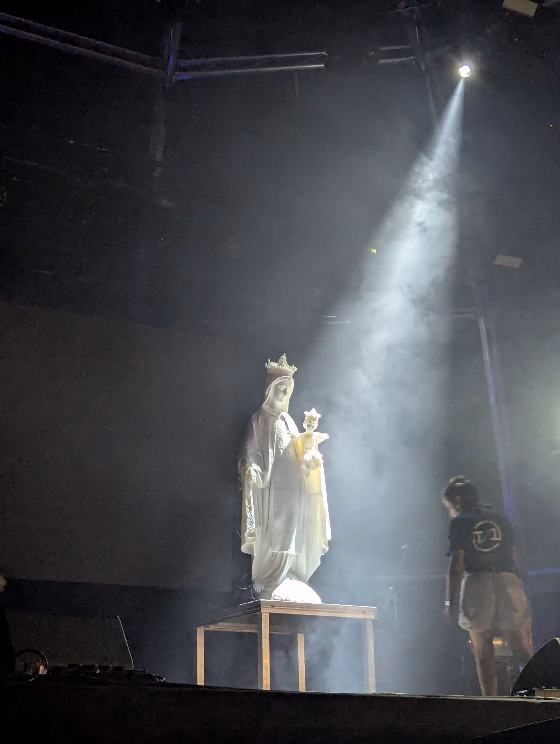 Tagasi öhe. 15 aastat Salemi albumiga „King Night”